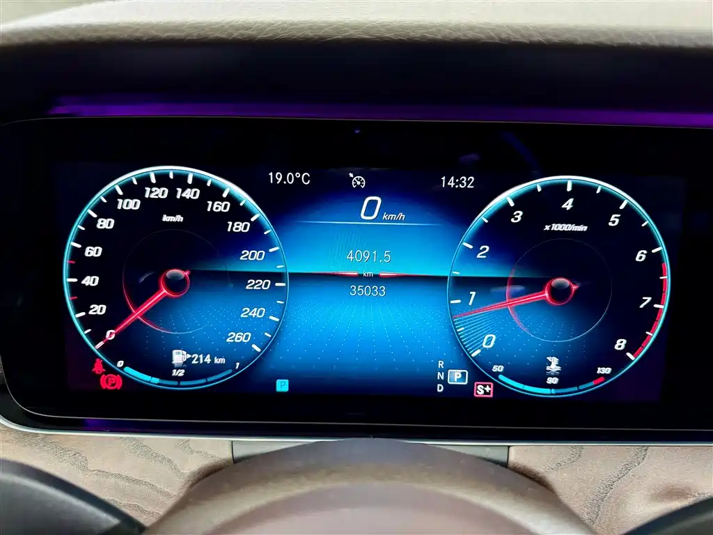 Mercedes-Benz Mercedes-Benz E-Class 2021 E 300 L Fashion Edition 2020 - thumbnail 16