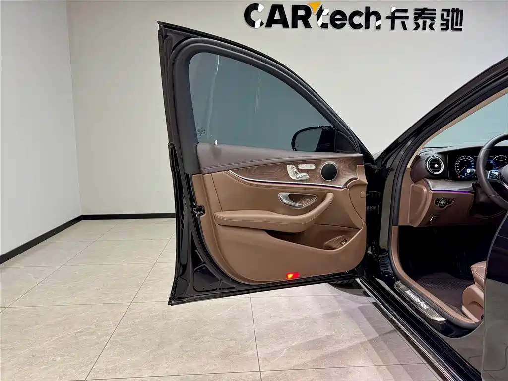 Mercedes-Benz Mercedes-Benz E-Class 2021 E 300 L Fashion Edition 2020 - thumbnail 17