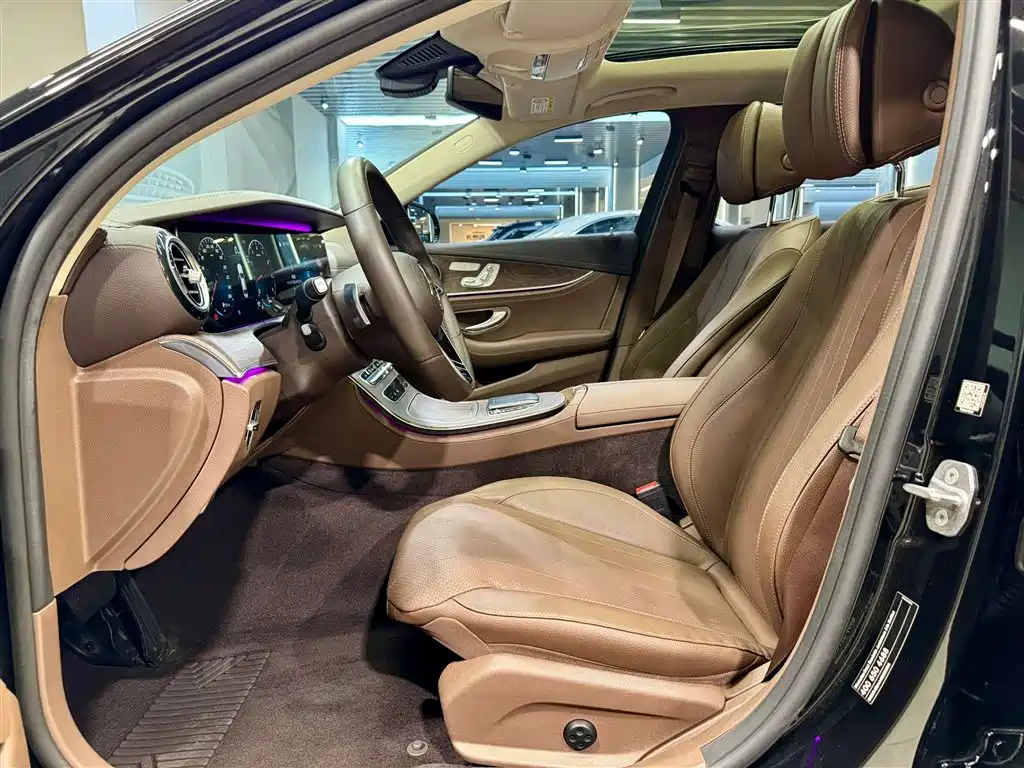Mercedes-Benz Mercedes-Benz E-Class 2021 E 300 L Fashion Edition 2020 - thumbnail 18