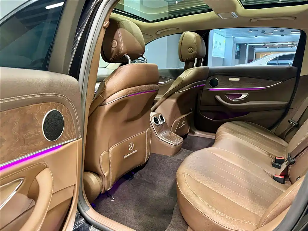 Mercedes-Benz Mercedes-Benz E-Class 2021 E 300 L Fashion Edition 2020 - thumbnail 20