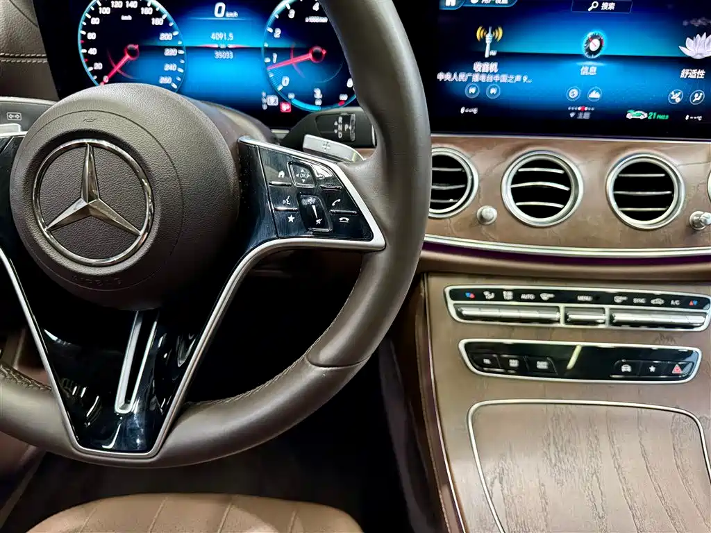 Mercedes-Benz Mercedes-Benz E-Class 2021 E 300 L Fashion Edition 2020 - thumbnail 24