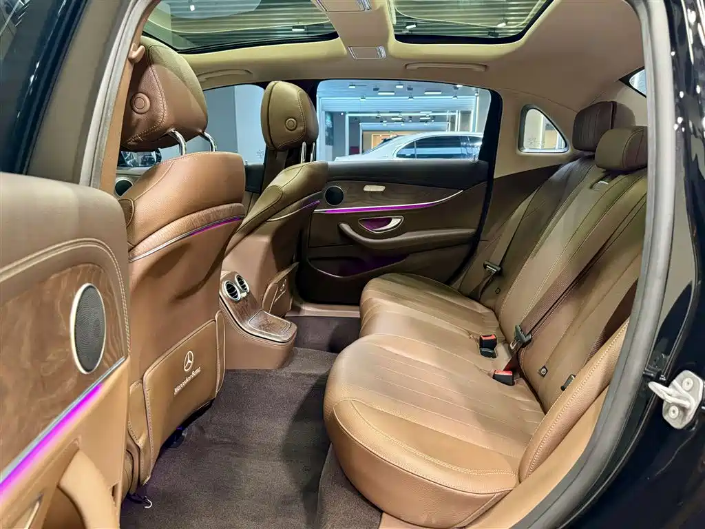 Mercedes-Benz Mercedes-Benz E-Class 2021 E 300 L Fashion Edition 2020 - thumbnail 28
