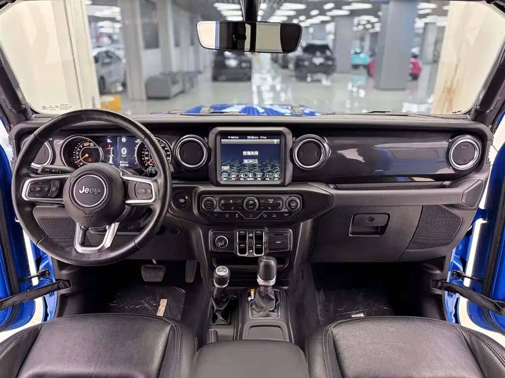 Jeep Jeep Wrangler 2022 2.0T High Altitude Four-Door Edition 2023 - thumbnail 12