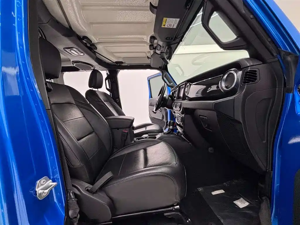Jeep Jeep Wrangler 2022 2.0T High Altitude Four-Door Edition 2023 - thumbnail 13