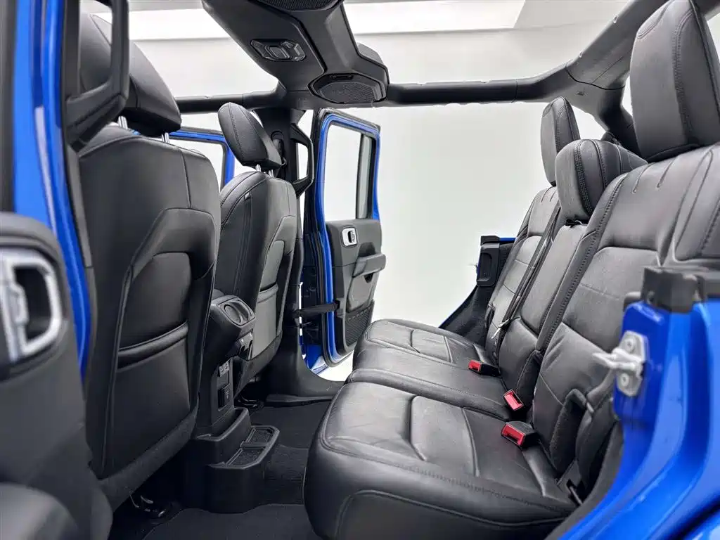 Jeep Jeep Wrangler 2022 2.0T High Altitude Four-Door Edition 2023 - thumbnail 27