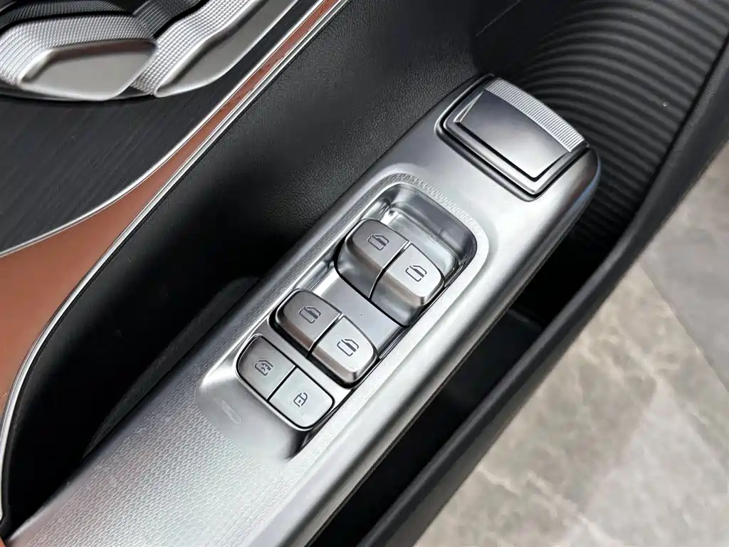 Chery Fulwin Fengyun A9L 2025 260 Long Range Premium Edition 2026 - thumbnail 9