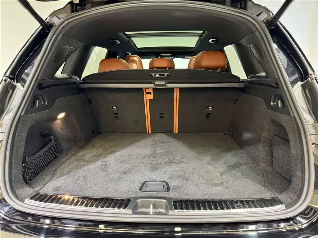 Mercedes-Benz Mercedes-Benz GLC 2024 GLC 300 L 4MATIC Dynamic 5-Seater 2024 - thumbnail 11
