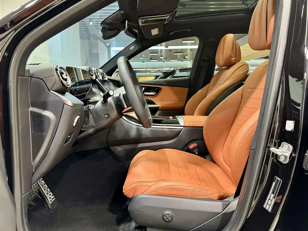 Mercedes-Benz Mercedes-Benz GLC 2024 GLC 300 L 4MATIC Dynamic 5-Seater 2024 - thumbnail 17