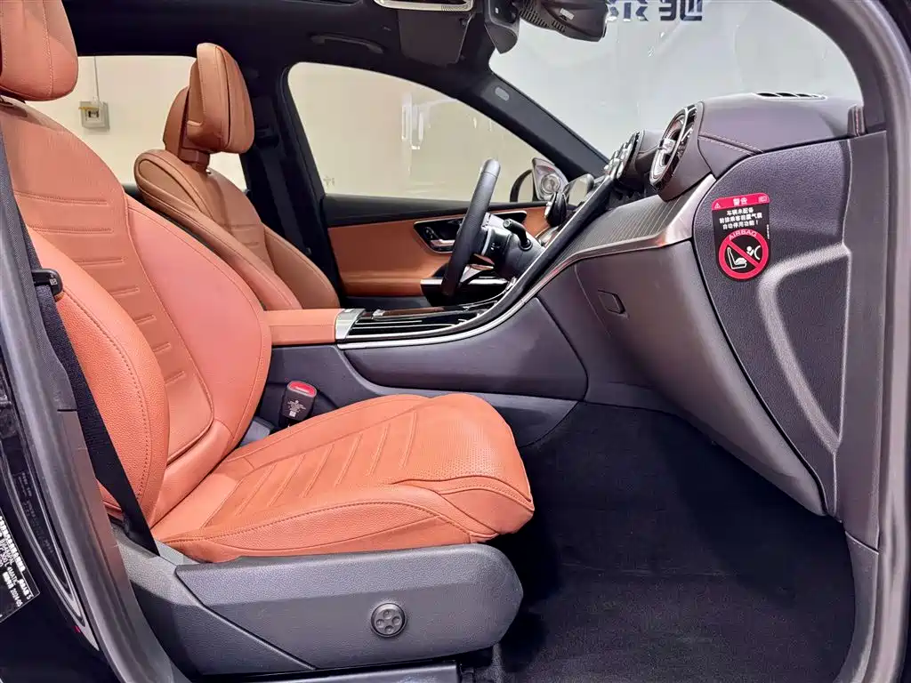 Mercedes-Benz Mercedes-Benz GLC 2024 GLC 300 L 4MATIC Dynamic 5-Seater 2024 - thumbnail 18