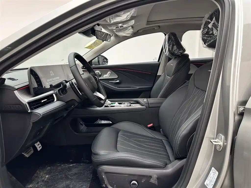 Chery Arrizo 8 2025 1.6T DCT Rui 2026 - thumbnail 12