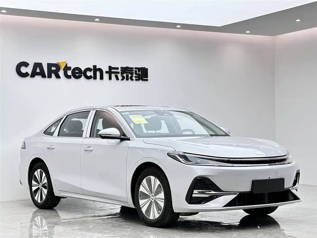 Geely Galaxy Geely Galaxy A7 EM 2025 EM-i 150km Explore+ Edition 2026 - thumbnail 7