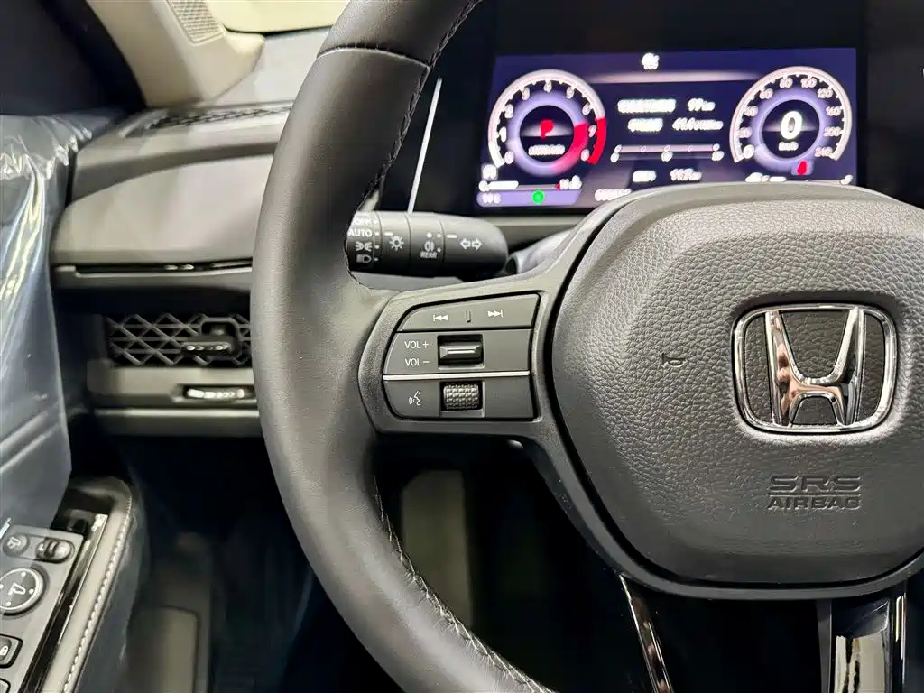Honda Honda Accord 2025 Sport Series 260TURBO Luxury Edition 2026 - thumbnail 15