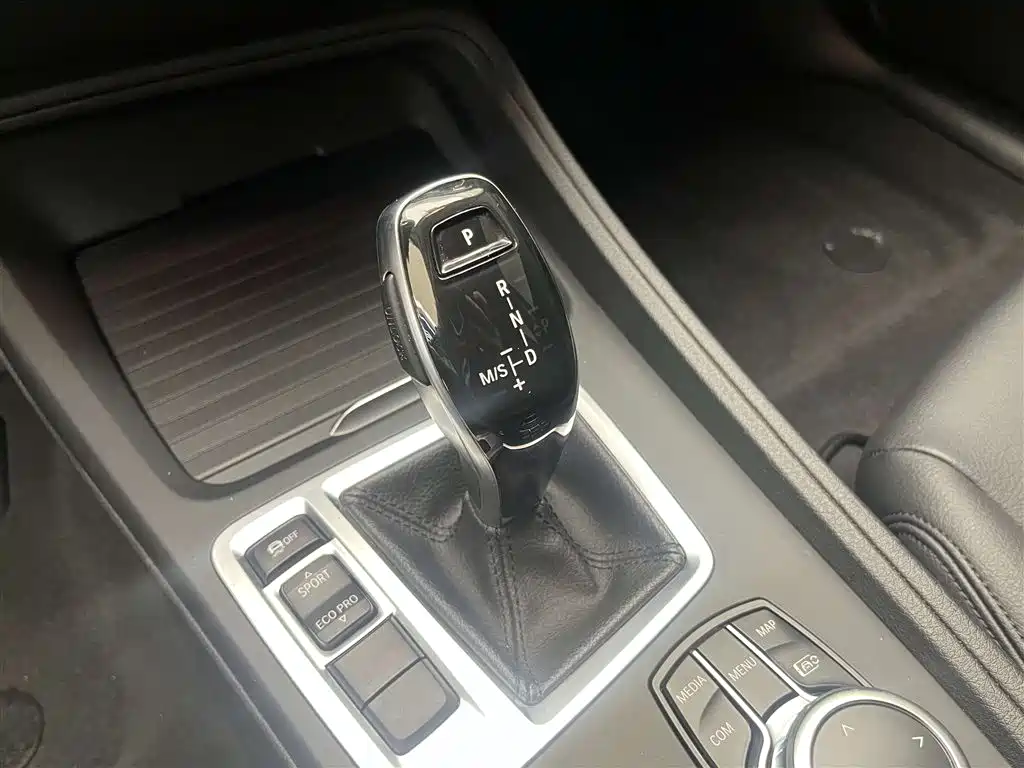 BMW BMW 1 Series 2023 120i M Sport 2023 - thumbnail 15