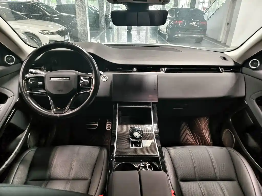 Land Rover Range Rover Evoque L SE 2024 2024 - thumbnail 13