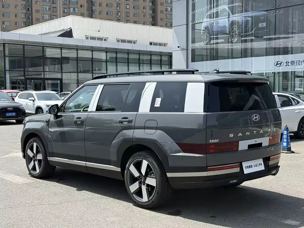 Hyundai Santa Fe 2024 2.0T Explorer Pro 2026 - thumbnail 14