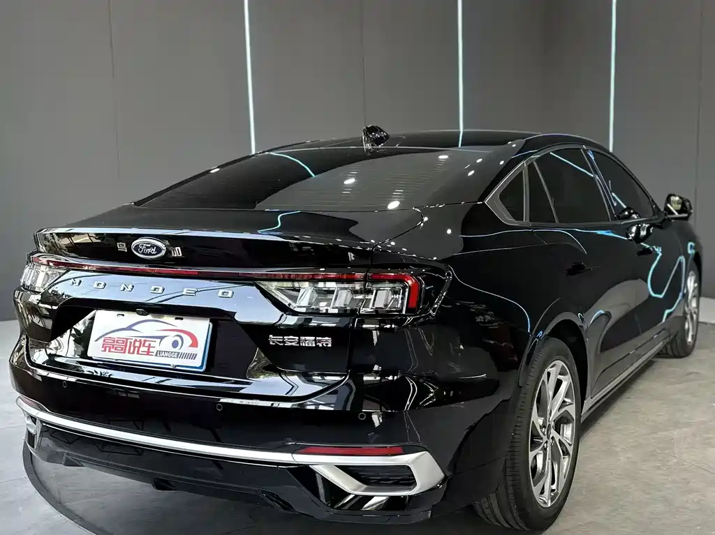 Ford Ford Mondeo 2025 2.0T EcoBoost Supreme Edition 2025 - thumbnail 6