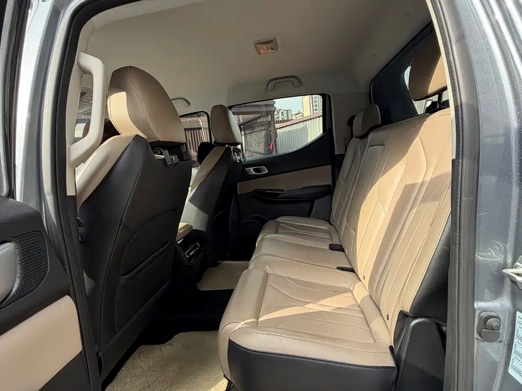 Changan Changan Hunter 2024 Knight Edition Navigator Dual-Motor AWD Standard Bed 2025 - thumbnail 8