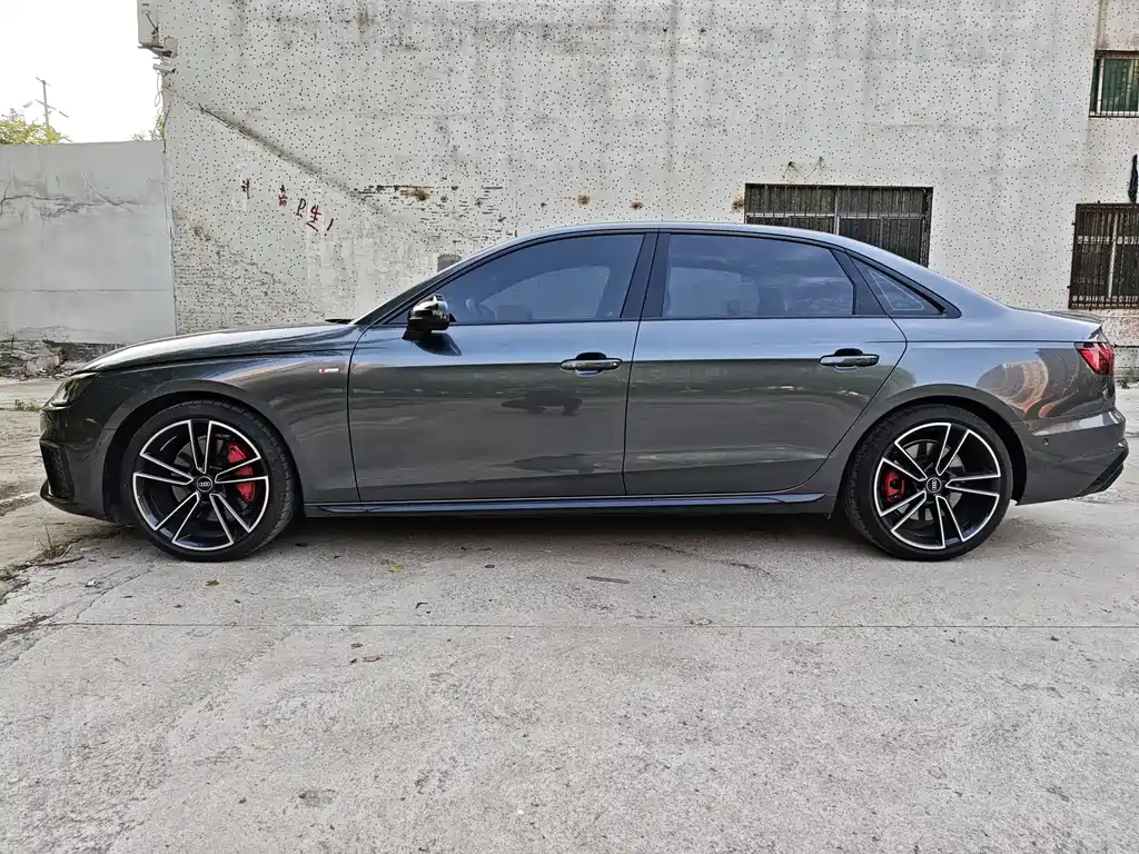 Audi Audi A4L 2024 45 TFSI quattro Prestige Dynamic Edition 2025 - thumbnail 4