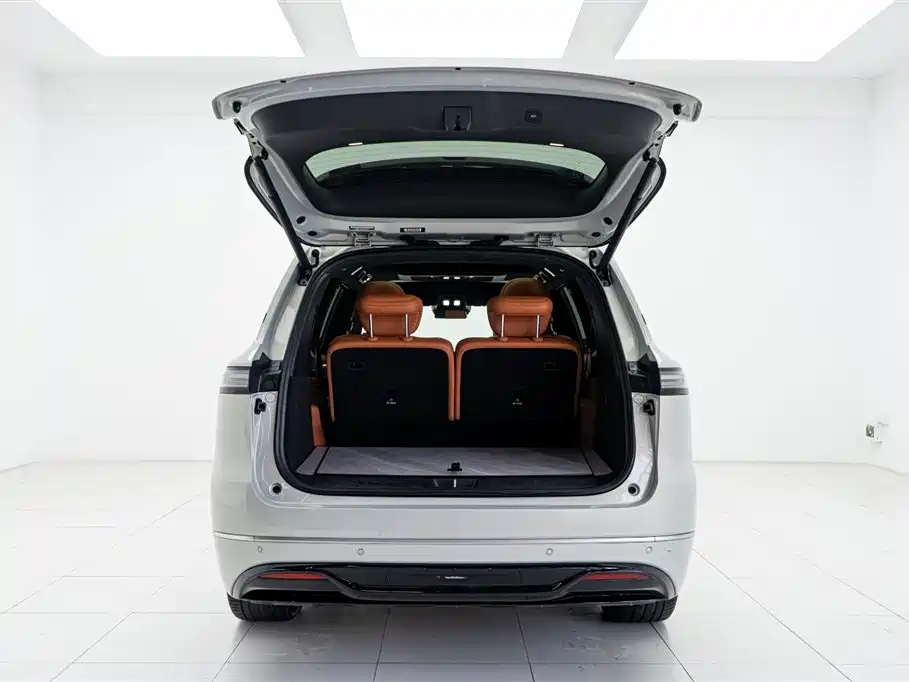 Deepal Deepal S09 2025 AWD Ultra+ High-End Edition 2025 - thumbnail 14
