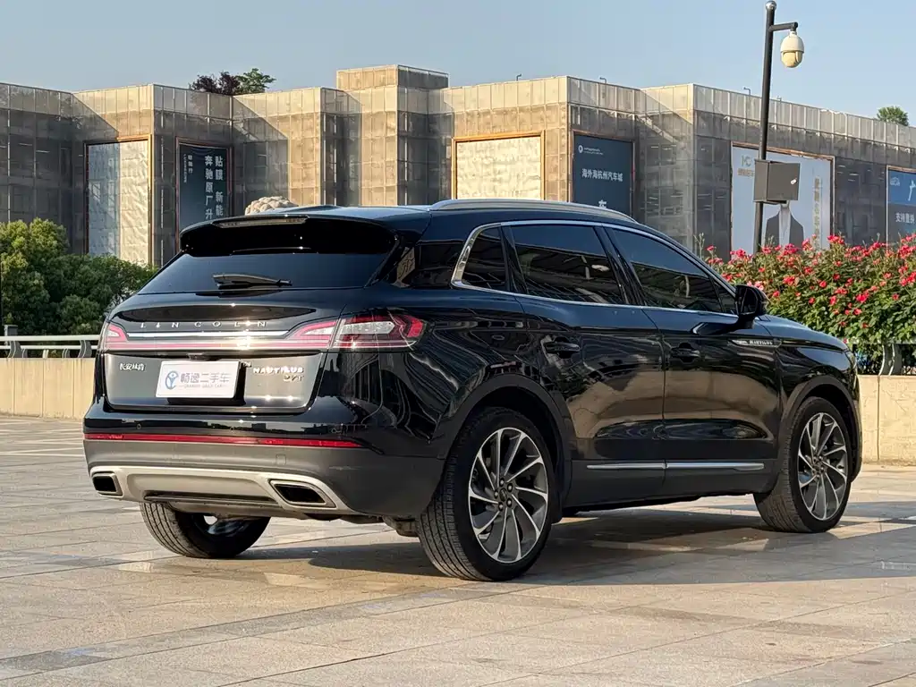 Lincoln Lincoln Nautilus 2021 2.7T AWD 2022 - thumbnail 3