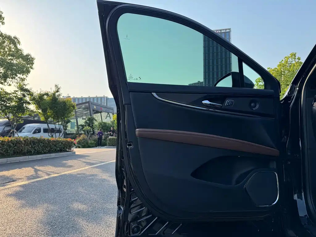 Lincoln Lincoln Nautilus 2021 2.7T AWD 2022 - thumbnail 10