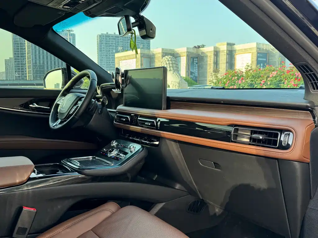 Lincoln Lincoln Nautilus 2021 2.7T AWD 2022 - thumbnail 14