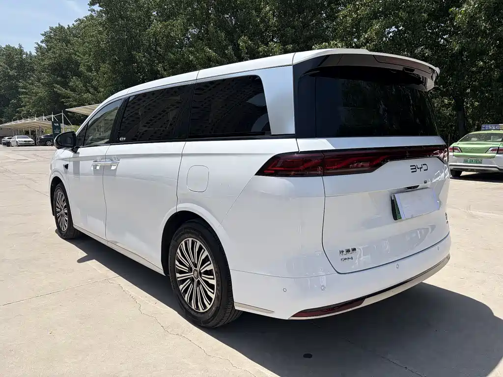 BYD Xia 2025 DM-i 1.5T 100km Leading Edition 2025 - thumbnail 6