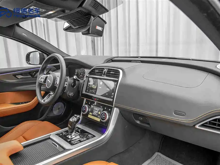 Jaguar Jaguar XEL 2.0T 250PS R-DYNAMIC 90th Anniversary Edition 2025 - thumbnail 14