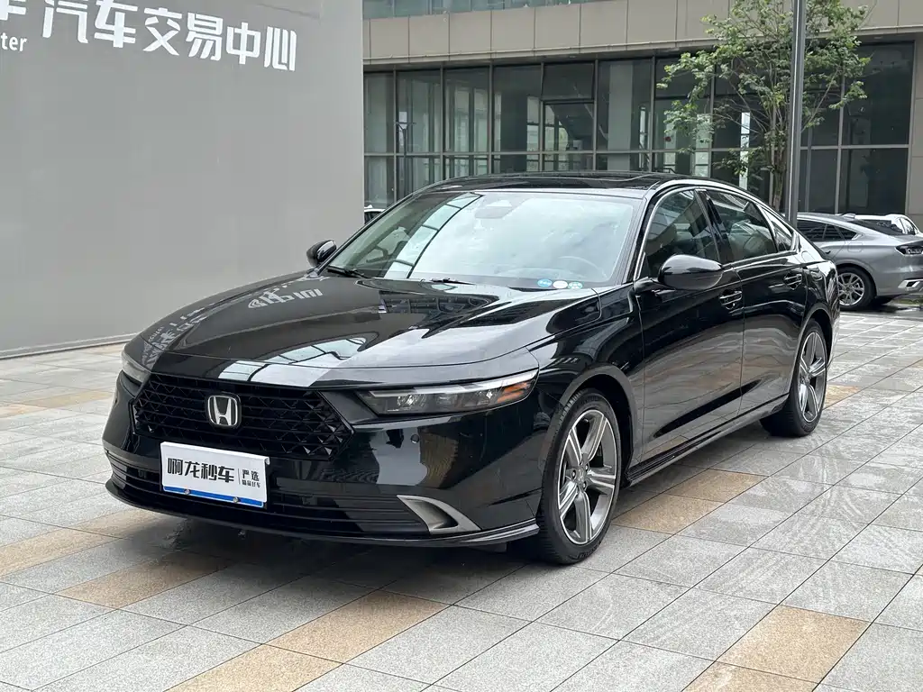 Honda Accord 260TURBO 2025 - thumbnail 2