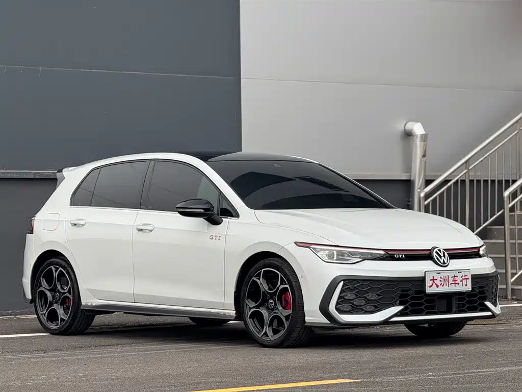 Volkswagen Golf GTI 2025 380TSI DSG GTI 2025 - thumbnail 4