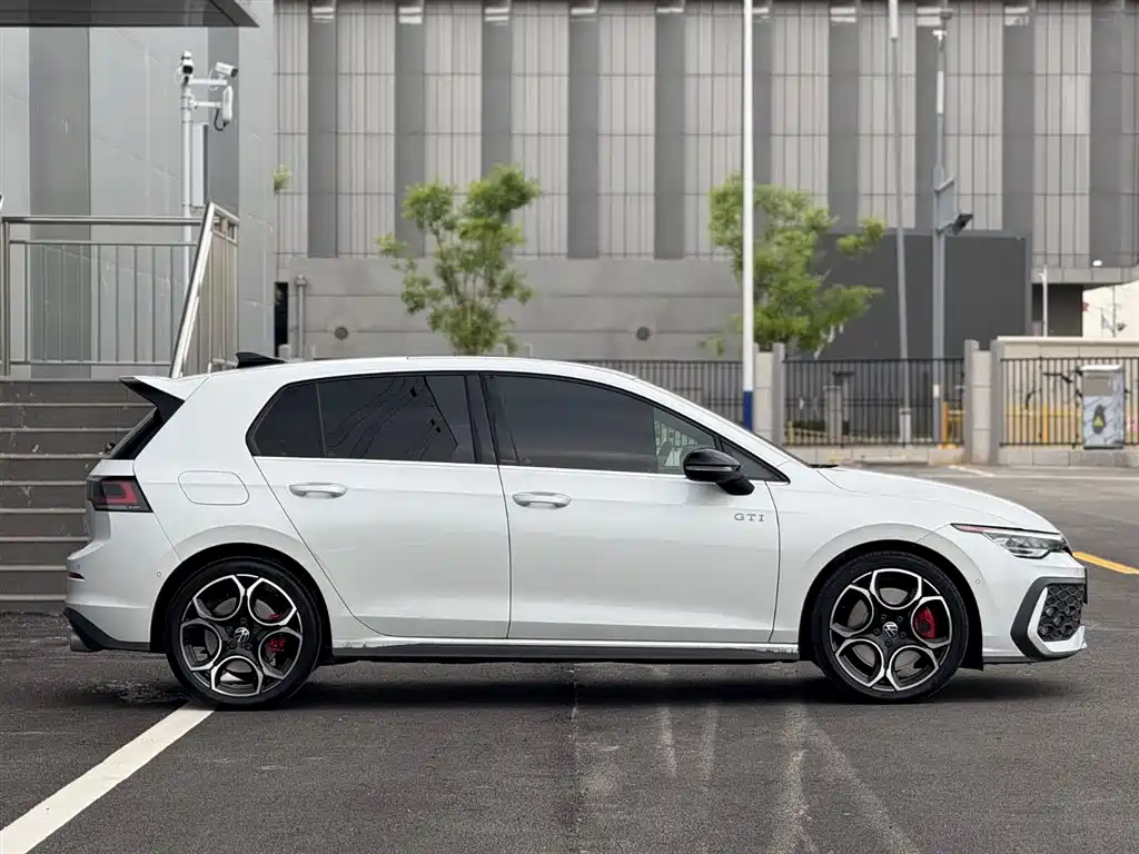 Volkswagen Golf GTI 2025 380TSI DSG GTI 2025 - thumbnail 5