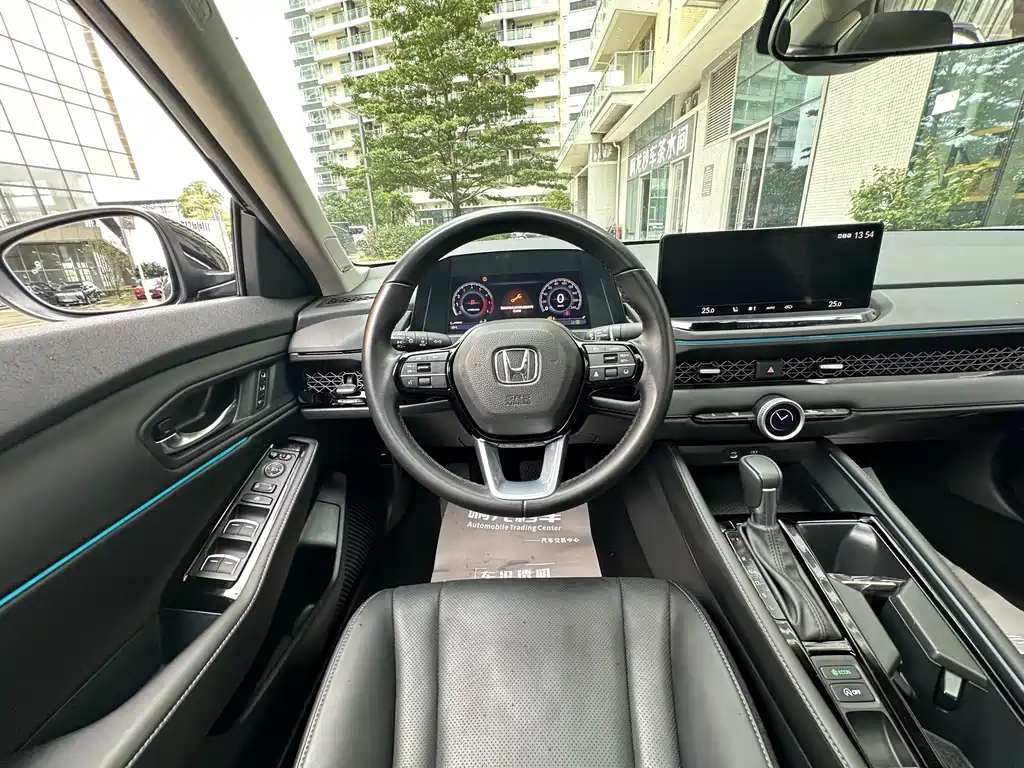 Honda Accord 260TURBO 2025 - thumbnail 23