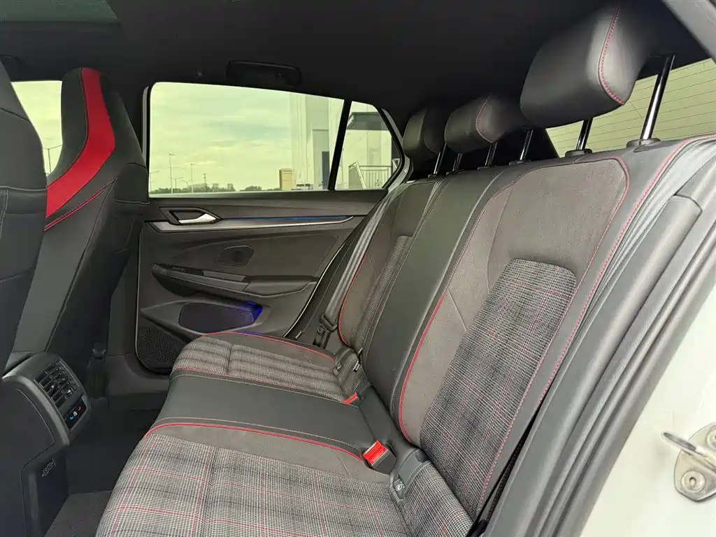 Volkswagen Golf GTI 2025 380TSI DSG GTI 2025 - thumbnail 16