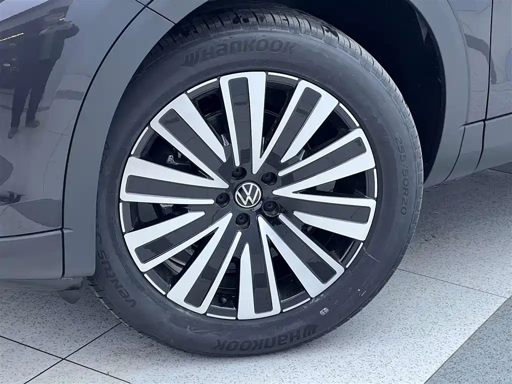 Volkswagen Tavendor 2025 330TSI Luxury Touring Edition 2026 - thumbnail 7