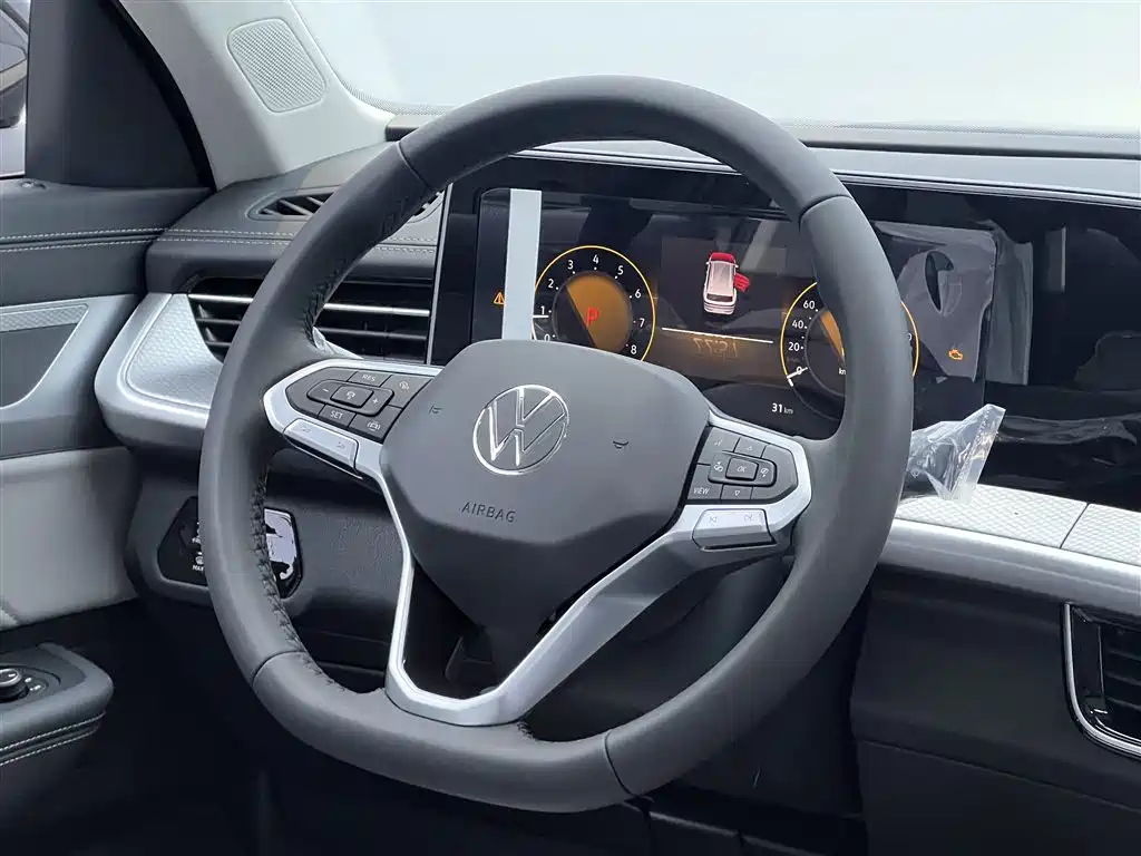 Volkswagen Tavendor 2025 330TSI Luxury Touring Edition 2026 - thumbnail 14