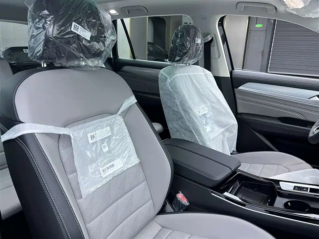 Volkswagen Tavendor 2025 330TSI Luxury Touring Edition 2026 - thumbnail 24
