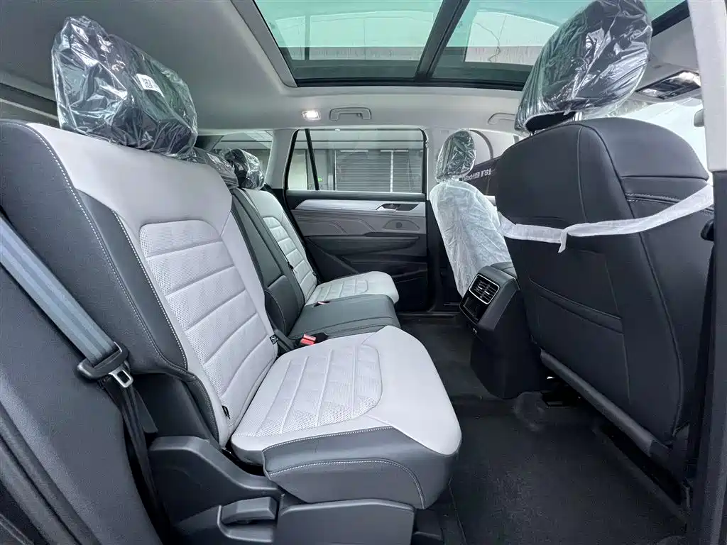 Volkswagen Tavendor 2025 330TSI Luxury Touring Edition 2026 - thumbnail 27