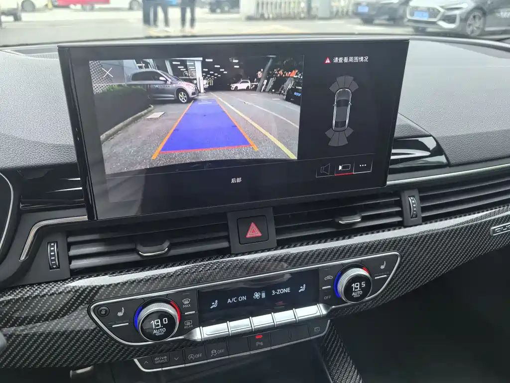 Audi RS 5 2025 - thumbnail 11