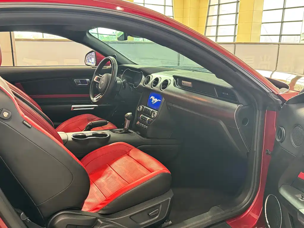 Ford Mustang 2.3T EcoBoost Black Obsidian Special Edition 2023 - thumbnail 15