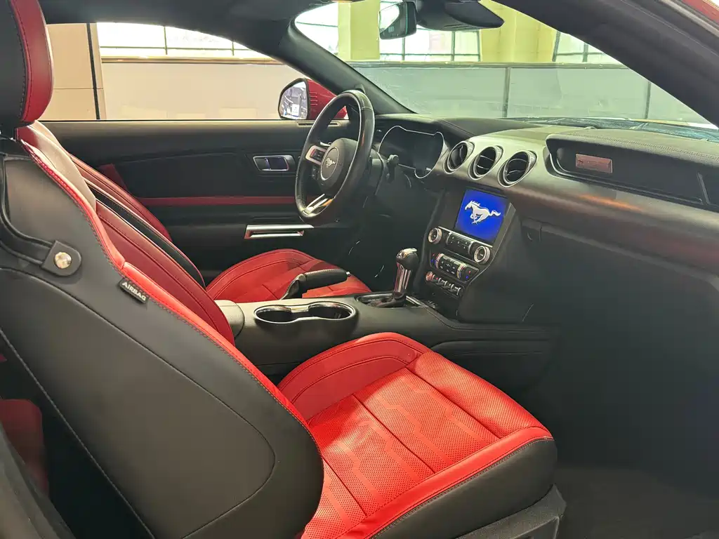 Ford Mustang 2.3T EcoBoost Black Obsidian Special Edition 2023 - thumbnail 16