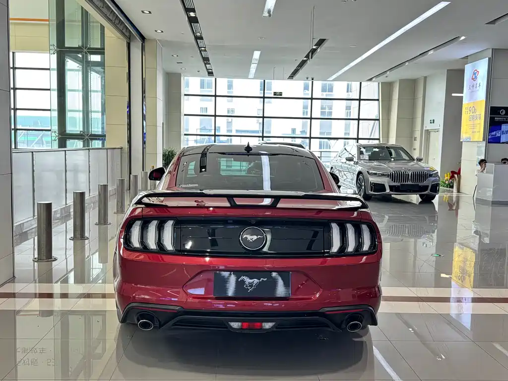 Ford Mustang 2.3T EcoBoost Black Obsidian Special Edition 2023 - thumbnail 17