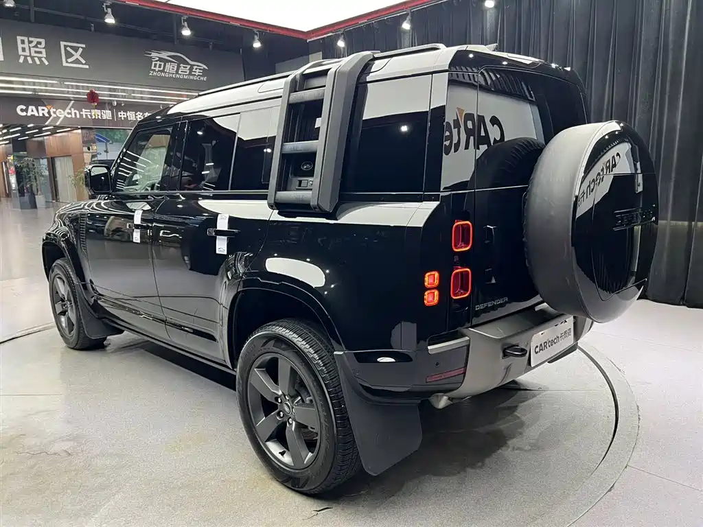 Land Rover Land Rover Defender 2025 110 3.0T P400 X 2024 - thumbnail 7