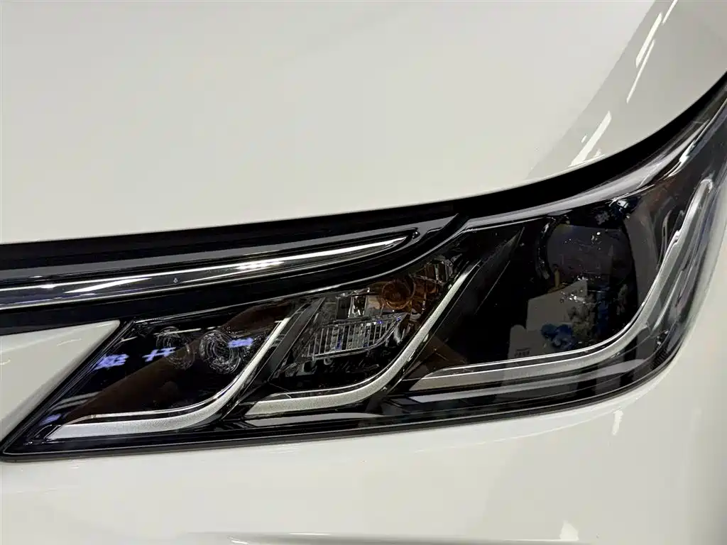 Toyota Toyota Corolla 2024 1.8L Smart Hybrid Pioneer Edition 2025 - thumbnail 5
