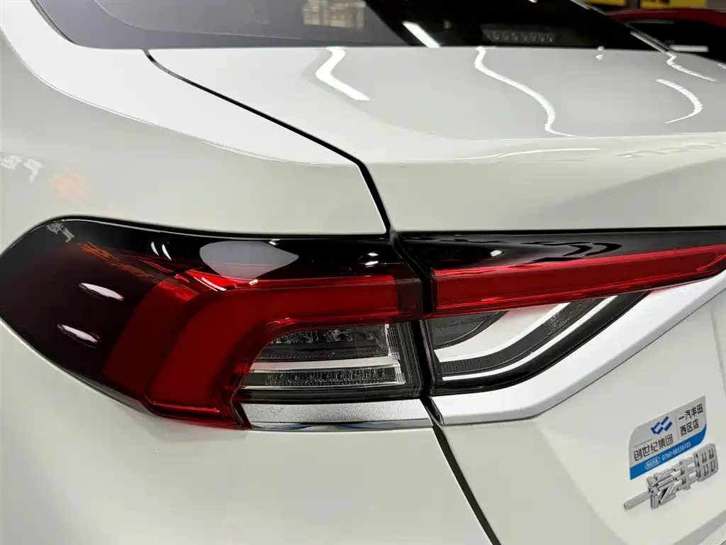 Toyota Toyota Corolla 2024 1.8L Smart Hybrid Pioneer Edition 2025 - thumbnail 6
