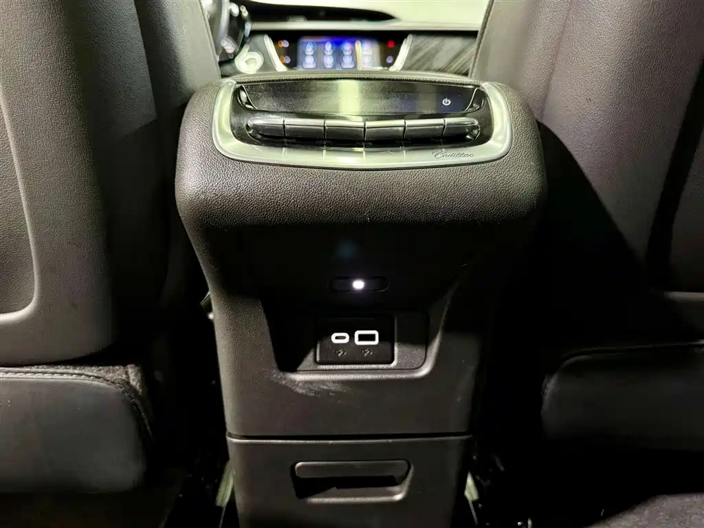 Cadillac Cadillac XT6 2022 2.0T AWD 6-Seater Luxury 2022 - thumbnail 21