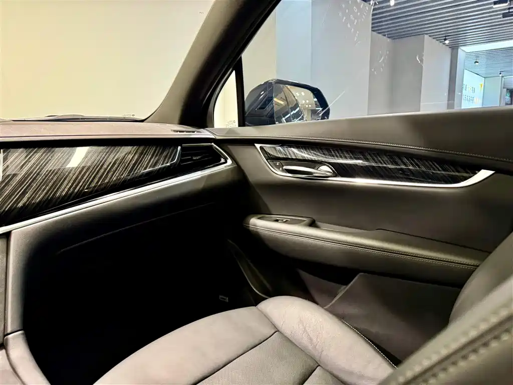 Cadillac Cadillac XT6 2022 2.0T AWD 6-Seater Luxury 2022 - thumbnail 24