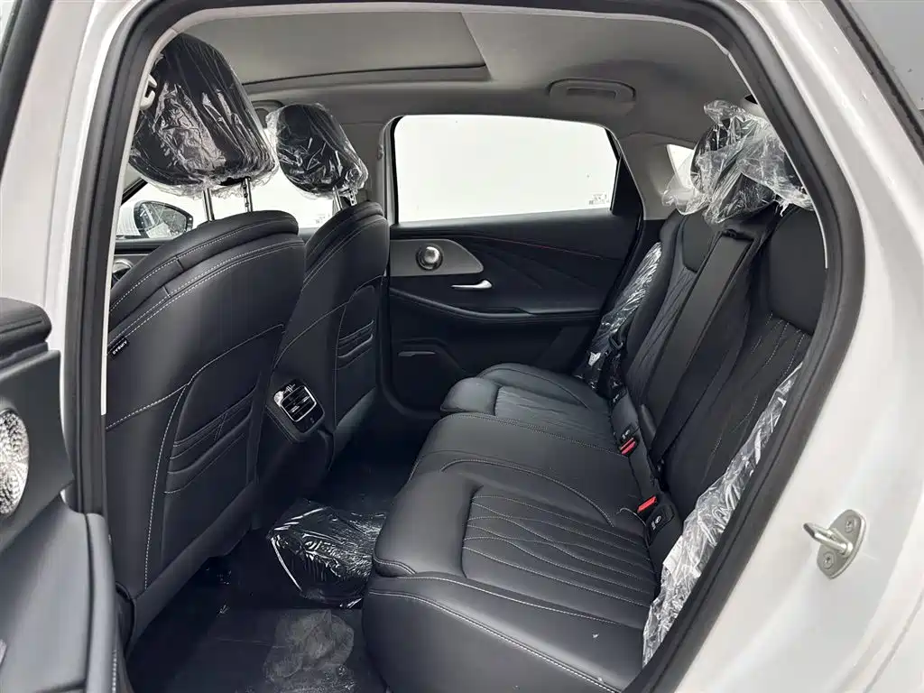 Chery Chery Arrizo 8 2025 1.6T DCT Zhi 2026 - thumbnail 15