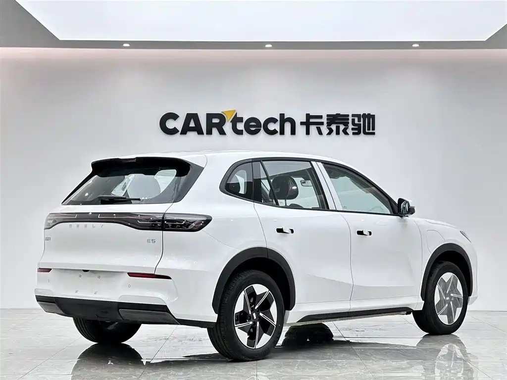 Geely Galaxy Galaxy E5 2026 530km Exploration Edition 2026 - thumbnail 4