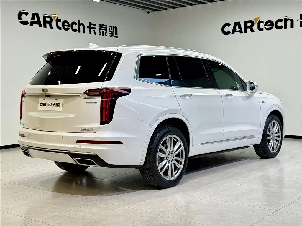 Cadillac Cadillac XT6 2022 2.0T AWD Luxury 6-Seater 2022 - thumbnail 4