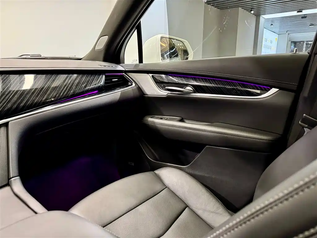 Cadillac Cadillac XT6 2022 2.0T AWD Luxury 6-Seater 2022 - thumbnail 25
